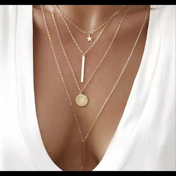 Multilayer star, circle, bar necklace - Picture 2 of 4